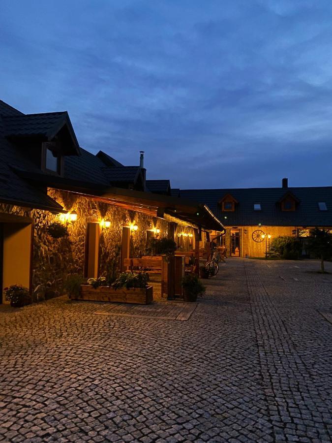 Kamien I Sowa Aparthotel Lipinki Luzyckie ภายนอก รูปภาพ
