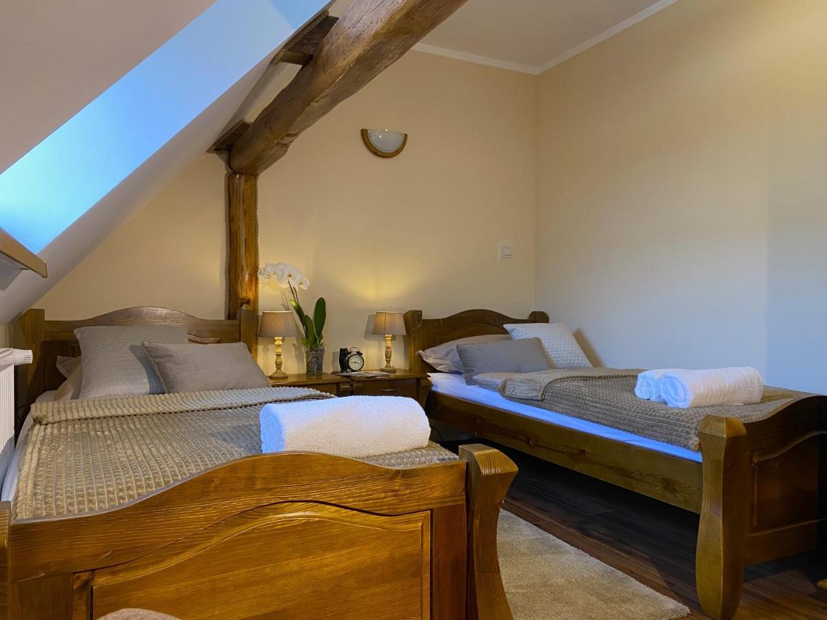 Kamien I Sowa Aparthotel Lipinki Luzyckie ภายนอก รูปภาพ