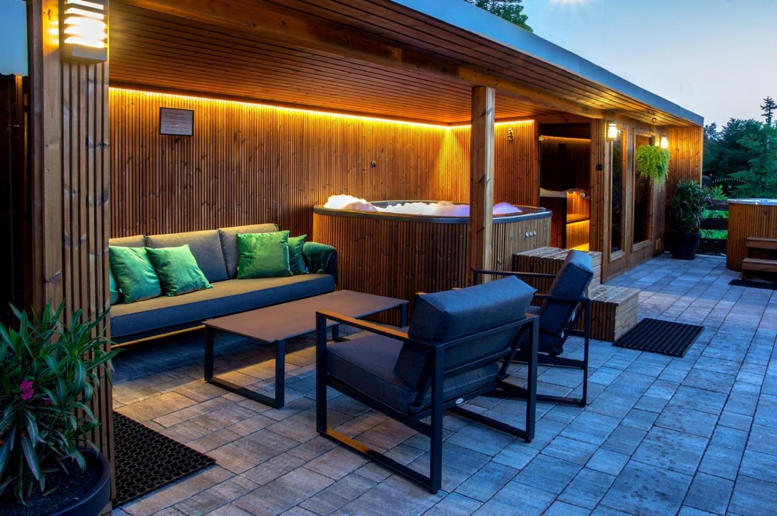 Kamien I Sowa Aparthotel Lipinki Luzyckie ภายนอก รูปภาพ