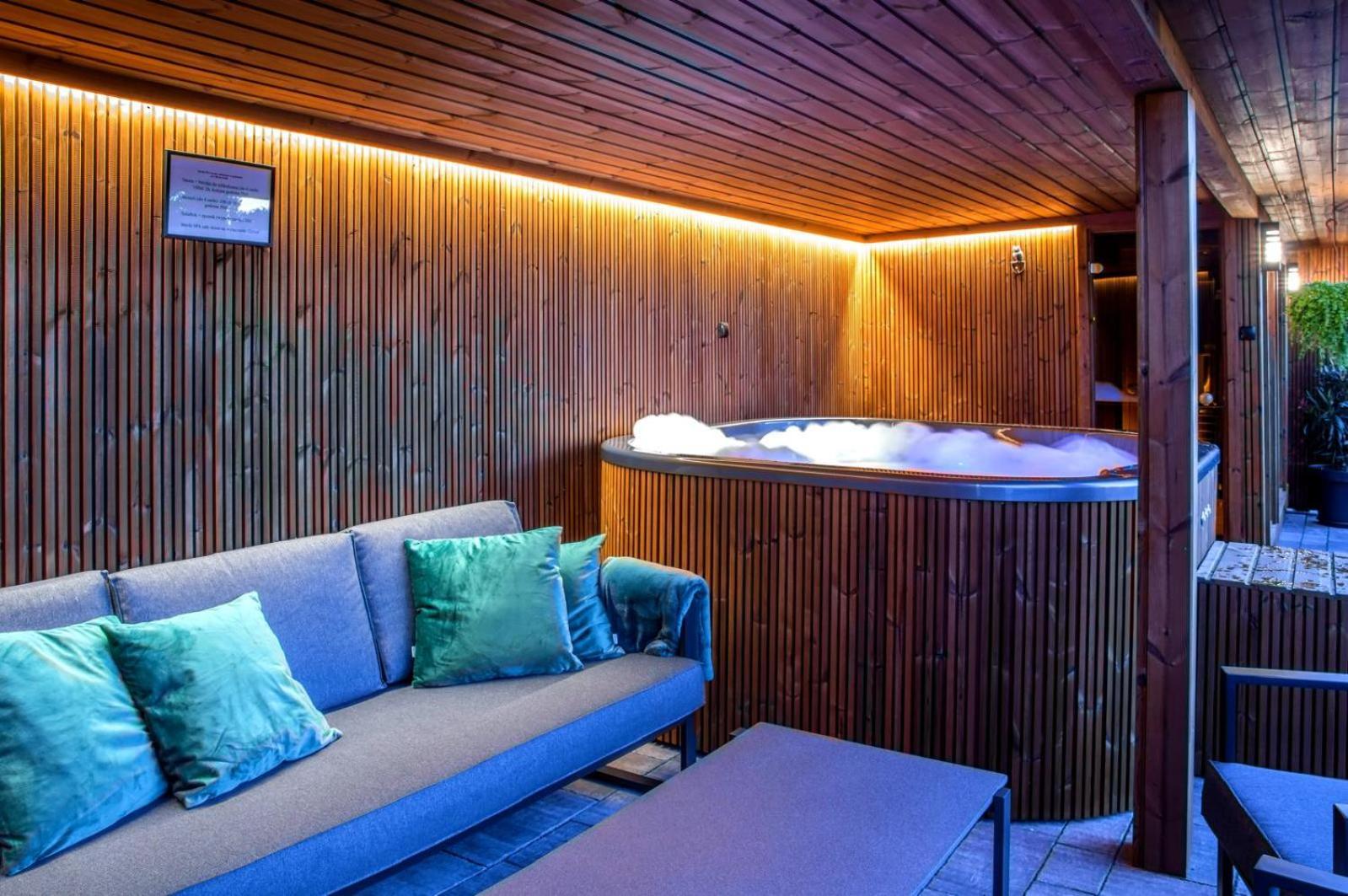 Kamien I Sowa Aparthotel Lipinki Luzyckie ภายนอก รูปภาพ